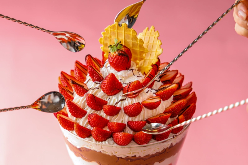 いちごジャンボパフェ