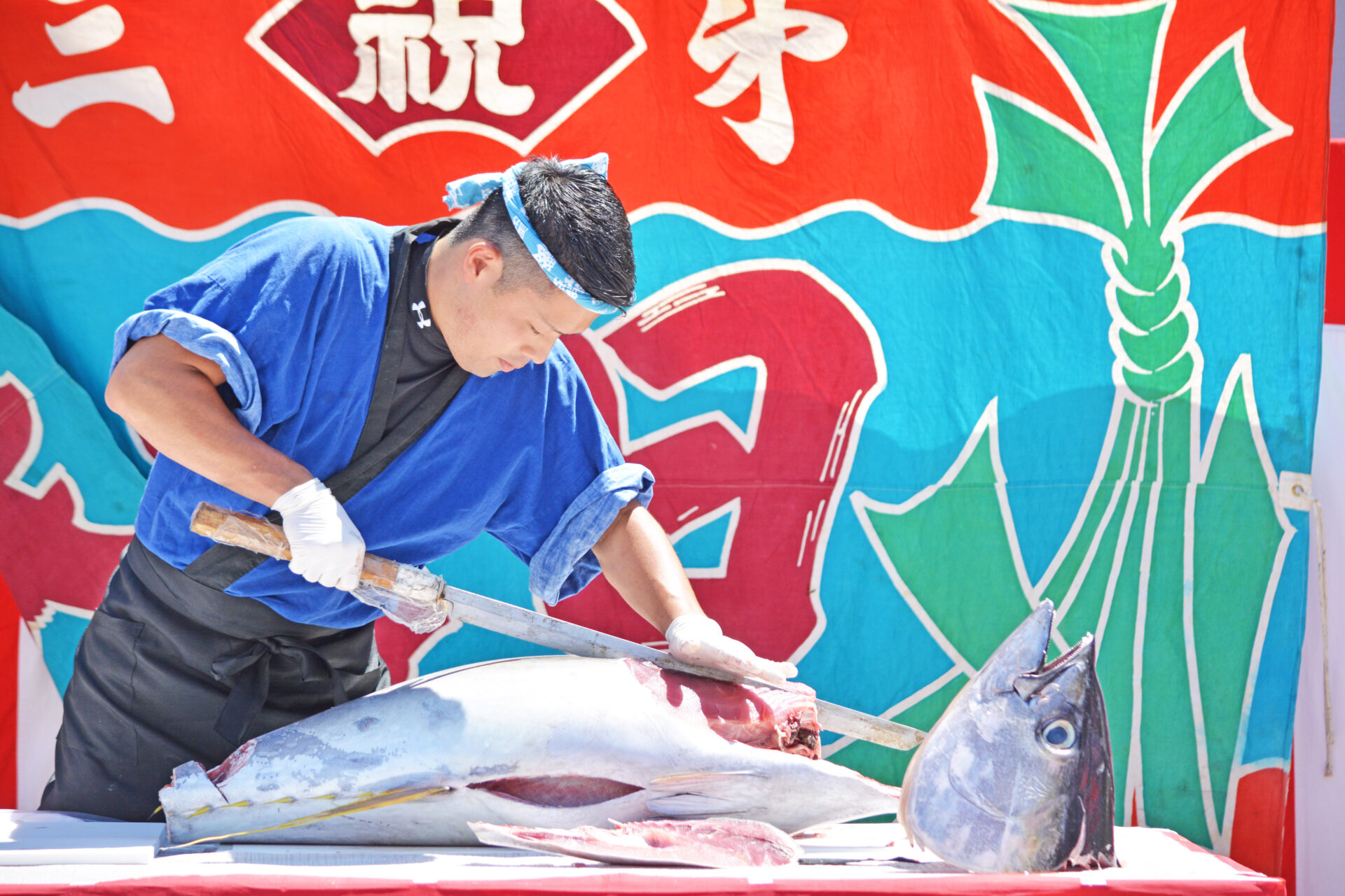 ニューイヤーブッフェ~1/1限定!「マグロ解体ショー」~