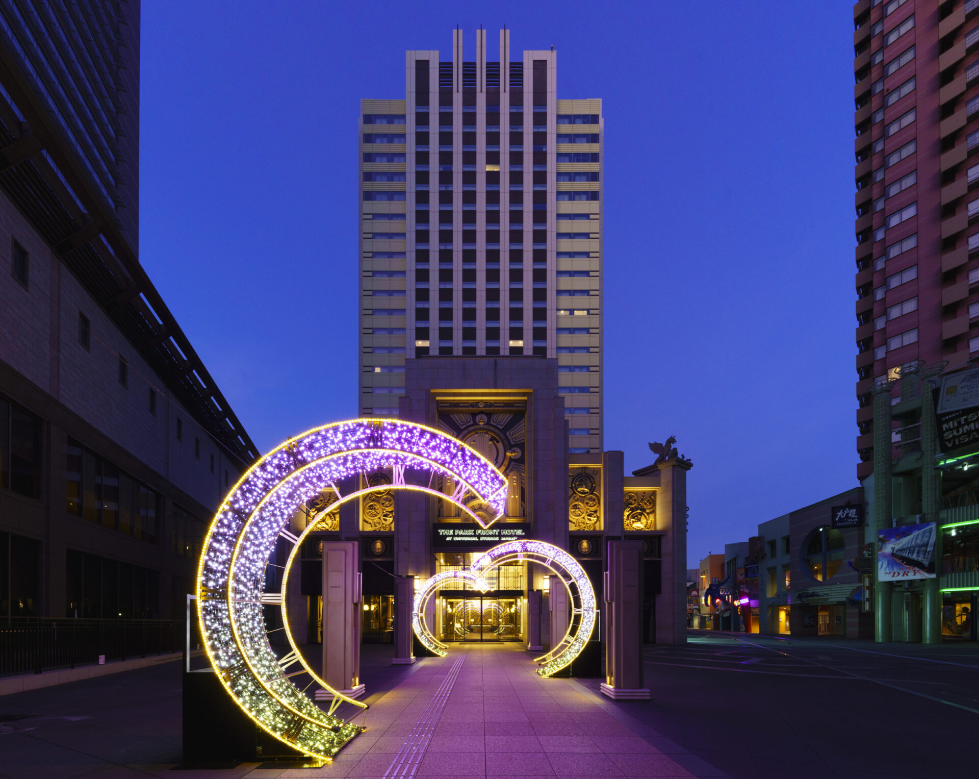 【1日5室限定】ユニバーサル・スタジオ・ジャパン ミールクーポン1室5,000円分付(食事なし/3・4名限定)